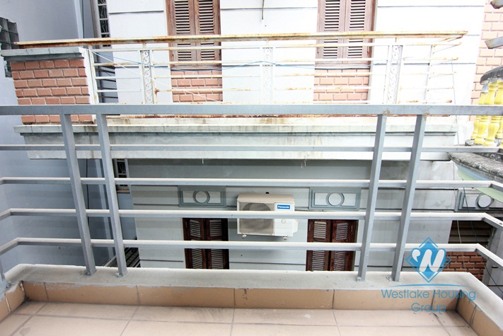 Unfurnished cheap 4 floors house for rent in Tayho 